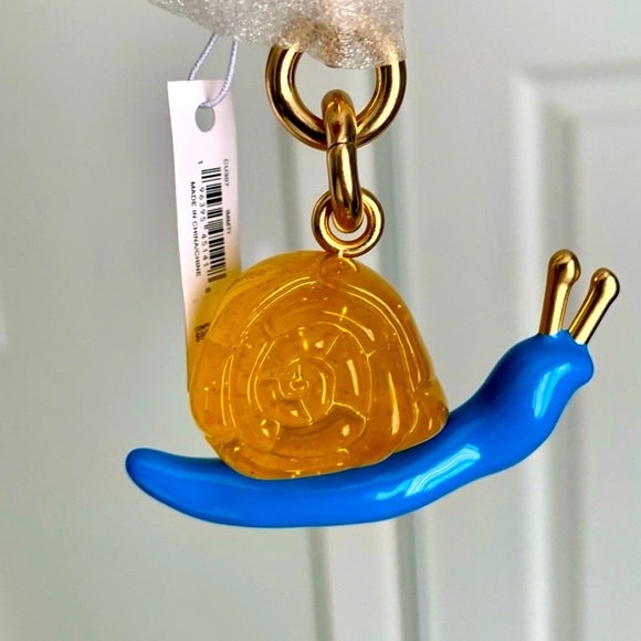 Snail Charm - Picture 2 of 4
